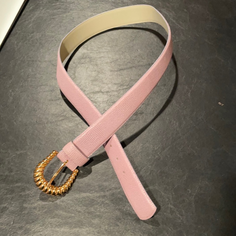 Embossed leather belt